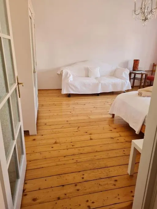 Chic 1-Br Apartment - Perfect Location Vienna