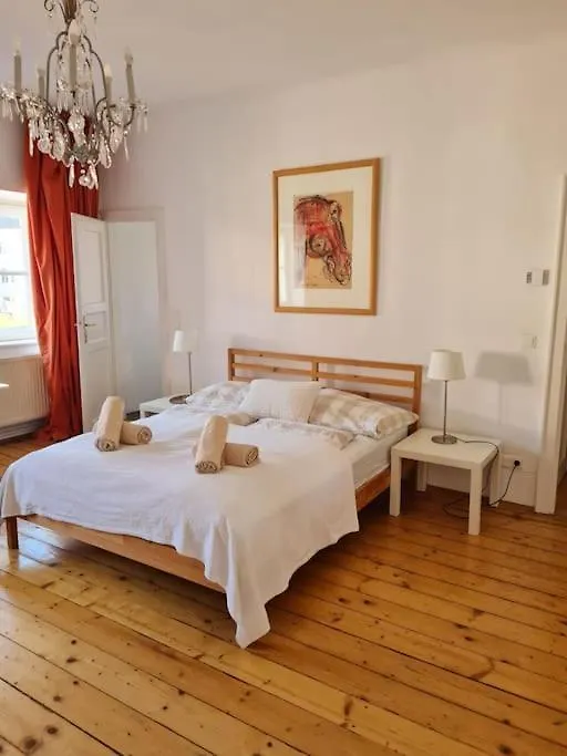 Chic 1-Br Apartment - Perfect Location Vídeň