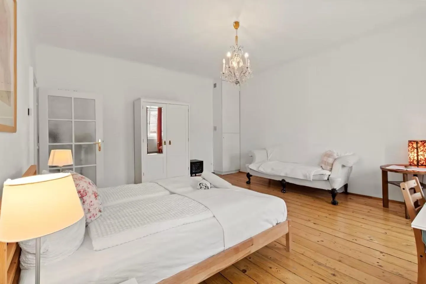 Chic 1-Br Apartment - Perfect Location Vienna
